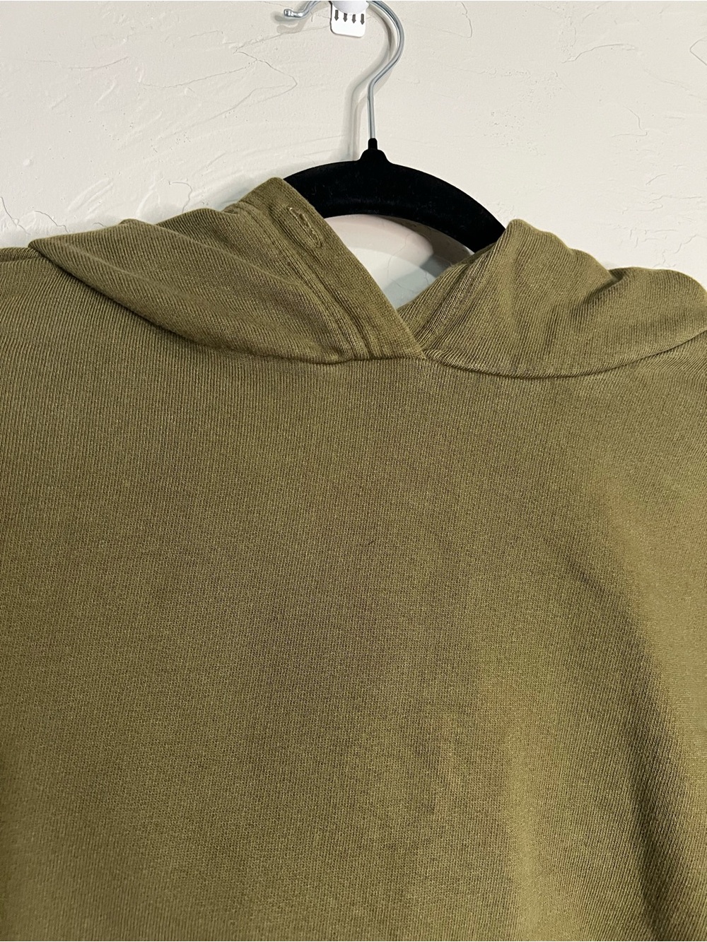 Pact Organic Cotton Cropped Pullover Kangaroo Pocket Olive Green Sweater - Picture 3 of 10